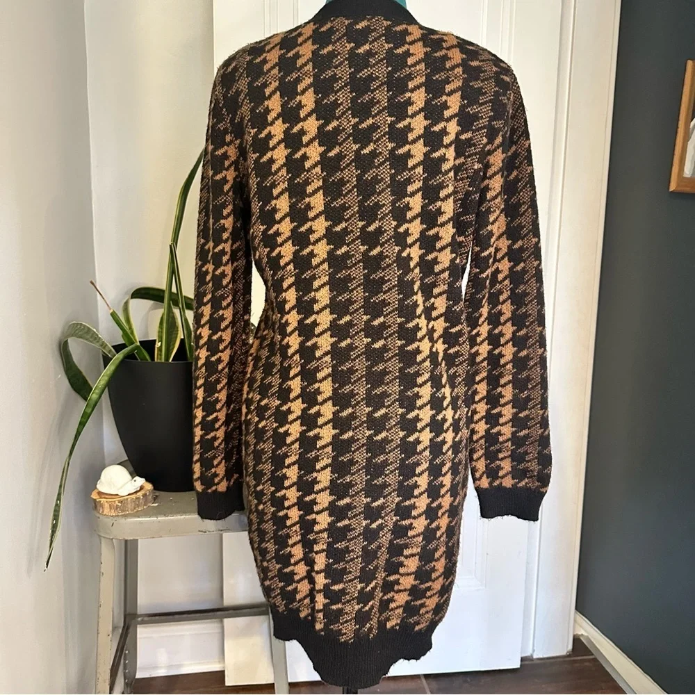 BCX Black and Brown Houndstooth Cardigan Sweater Dress size XL